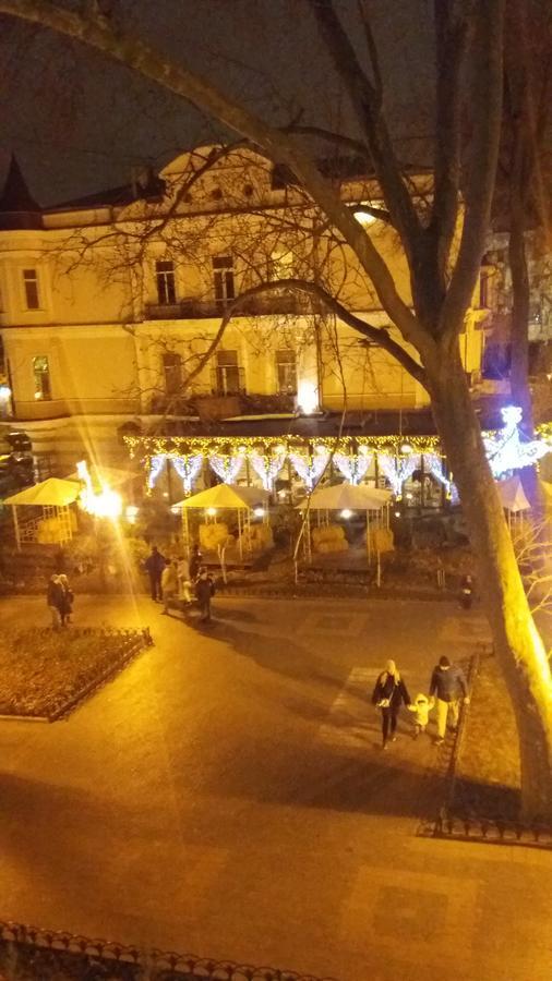 Apartment On Havanna Street Одеса Екстериор снимка